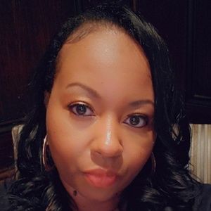 Meet your Posher, Shareea